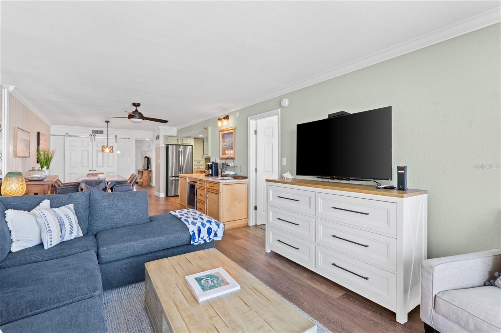 Image 17 of 40 For 2401 Atlantic Avenue 503a