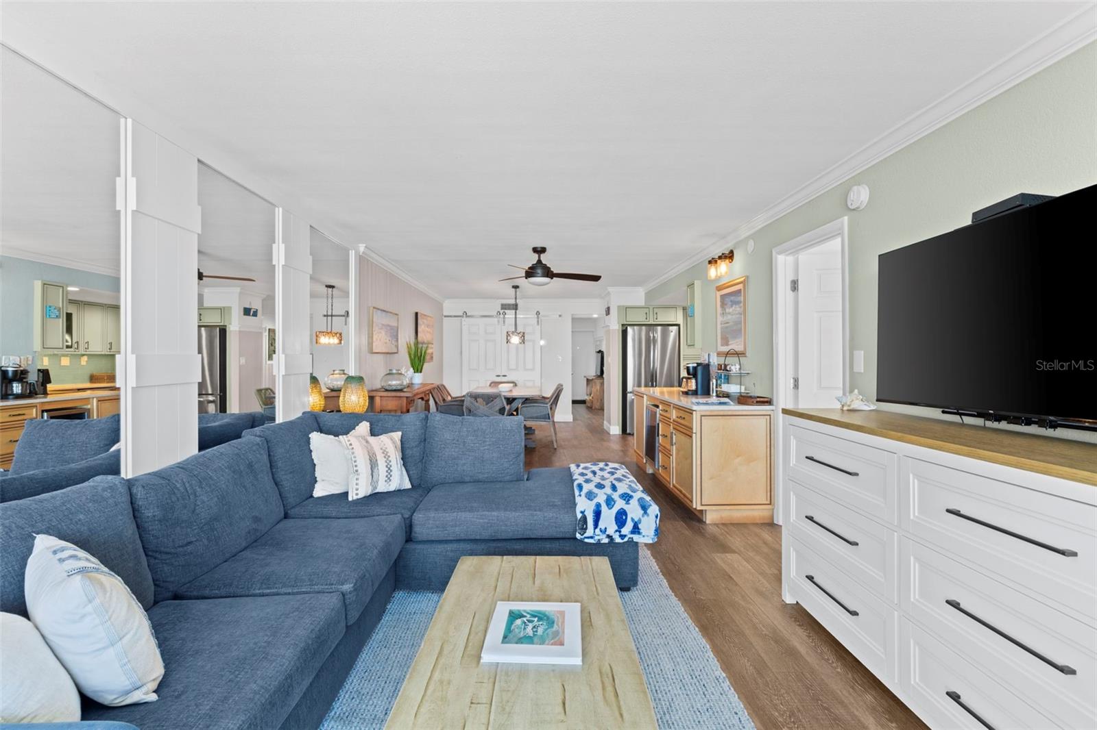 Image 18 of 40 For 2401 Atlantic Avenue 503a