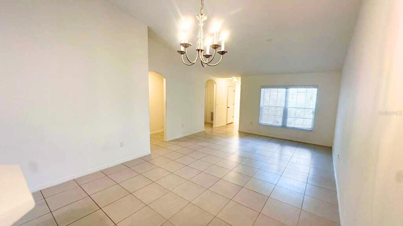 Image 9 of 13 For 2 Ryapple Lane B