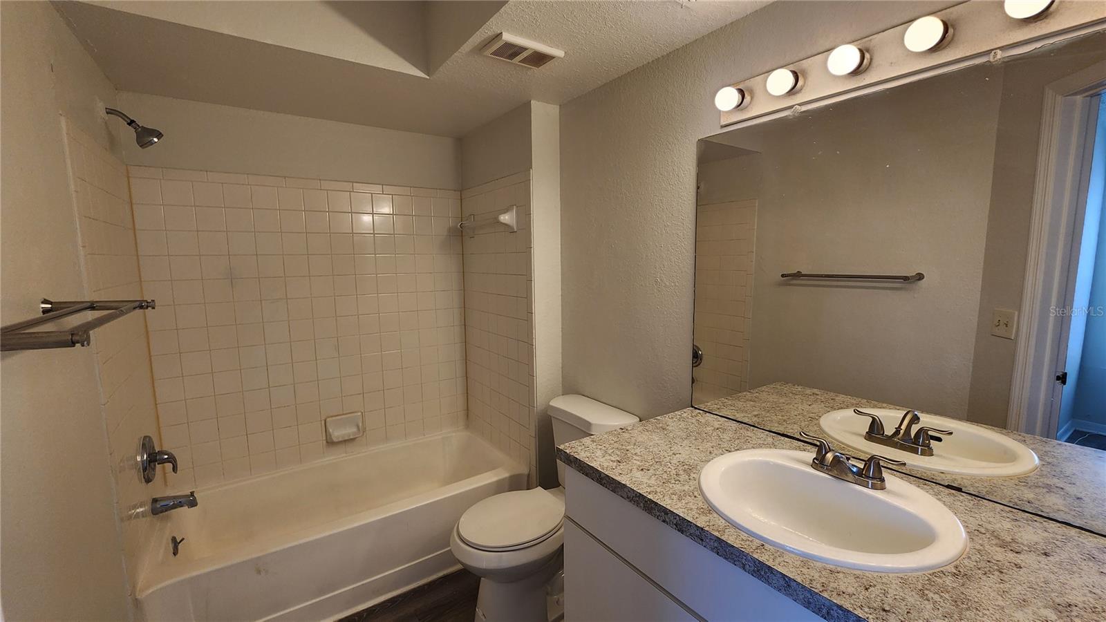 Image 10 of 22 For 4630 Commander Drive 1028