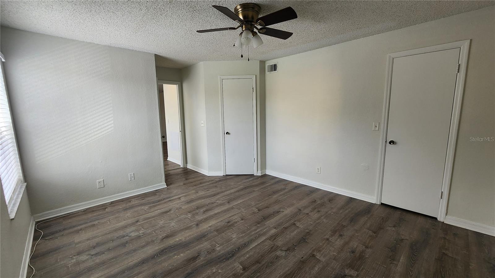 Image 12 of 22 For 4630 Commander Drive 1028