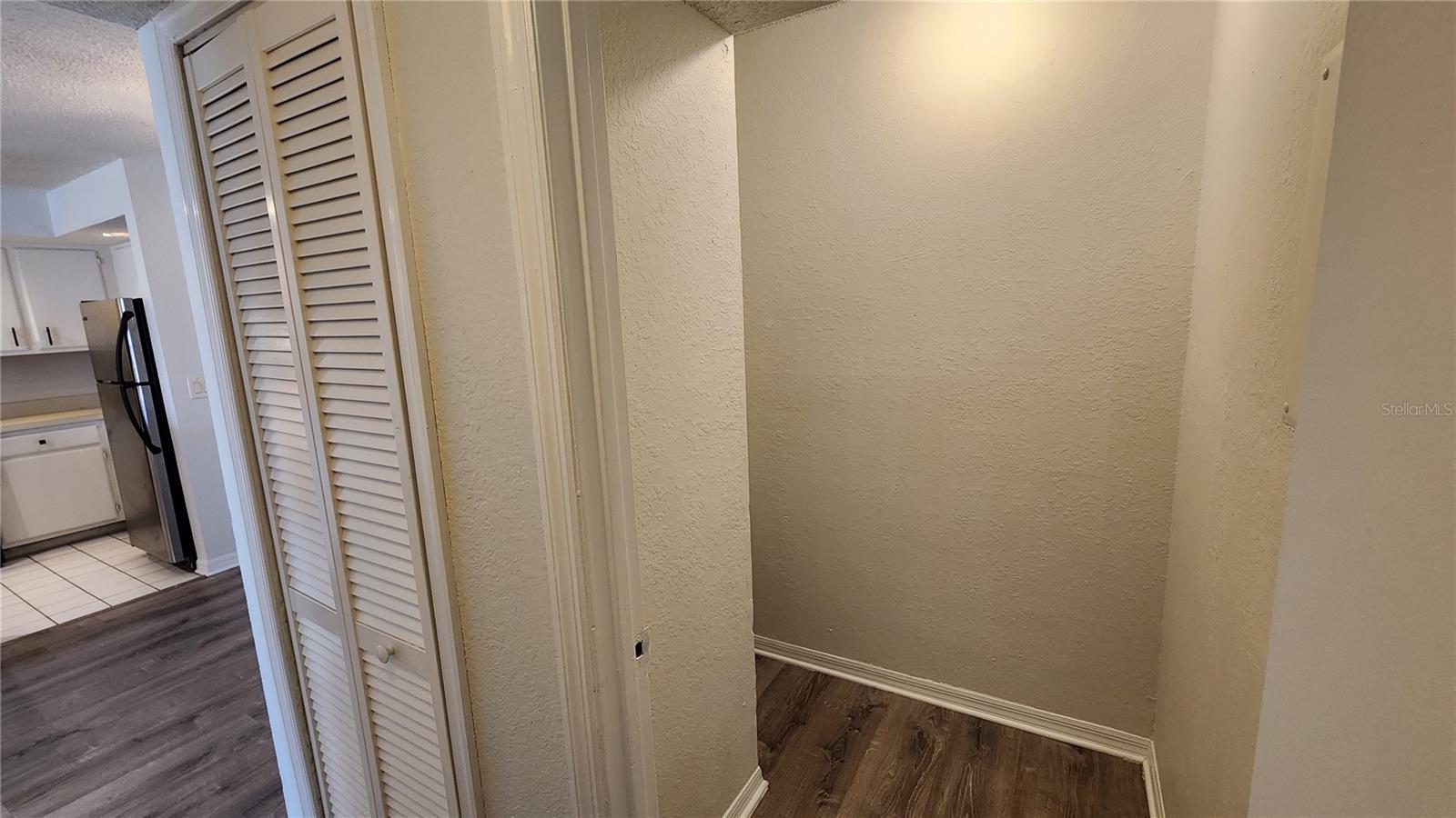 Image 16 of 22 For 4630 Commander Drive 1028