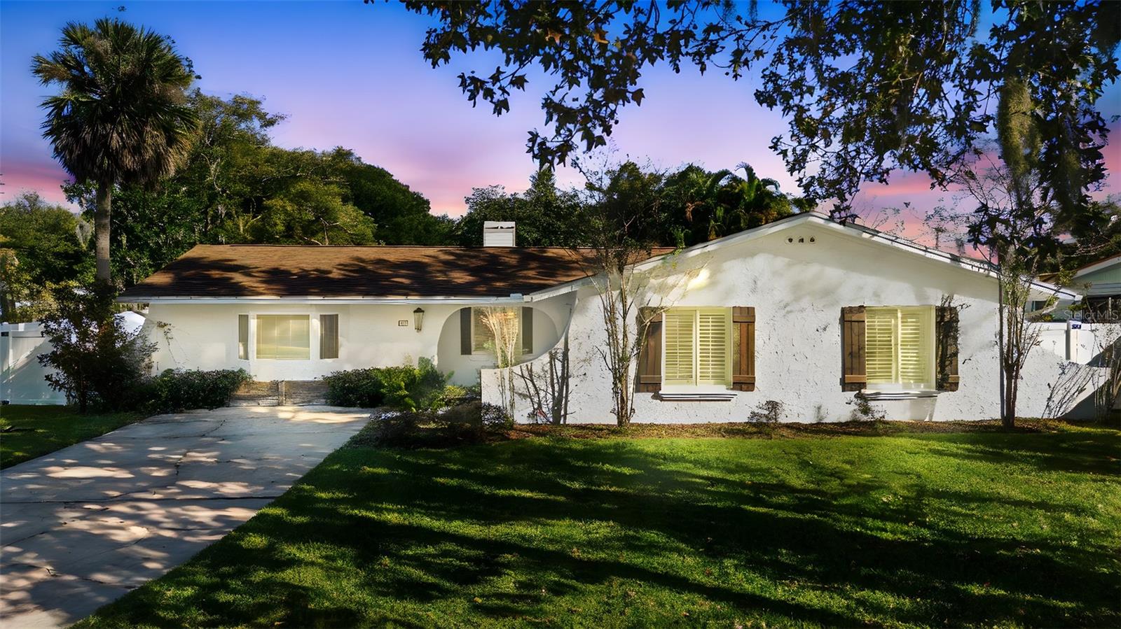 Image 23 of 23 For 10 Minnehaha Circle