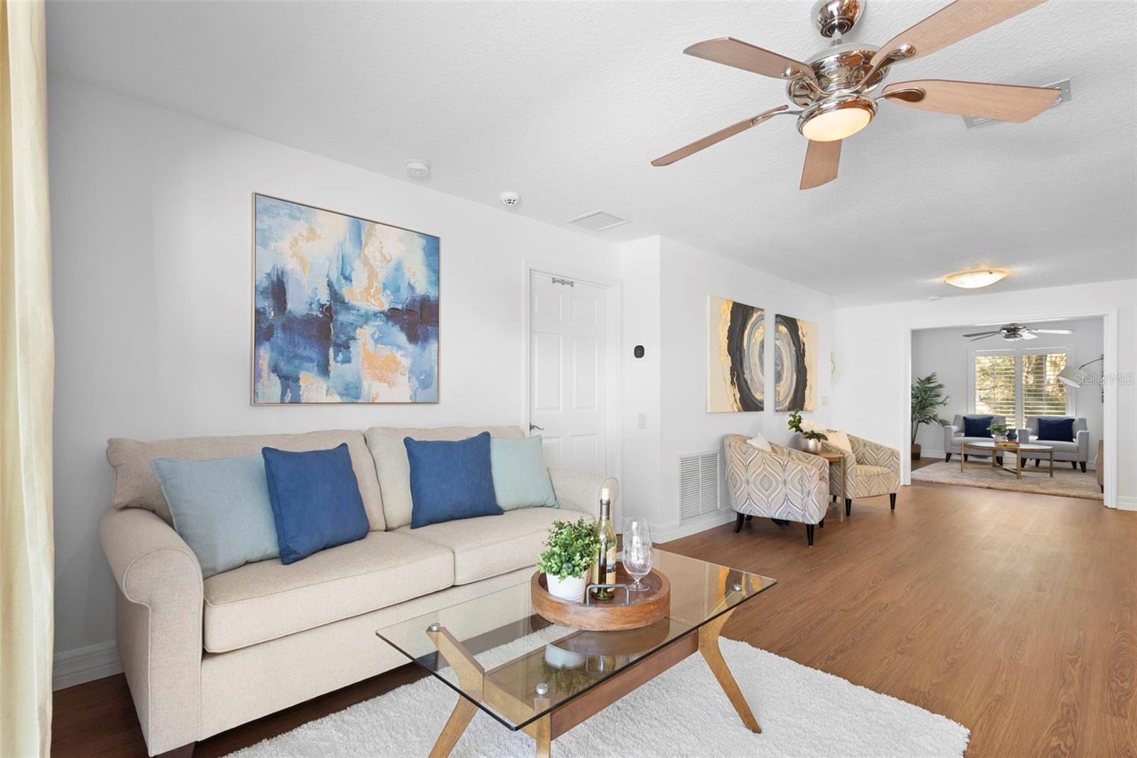 Image 5 of 23 For 10 Minnehaha Circle