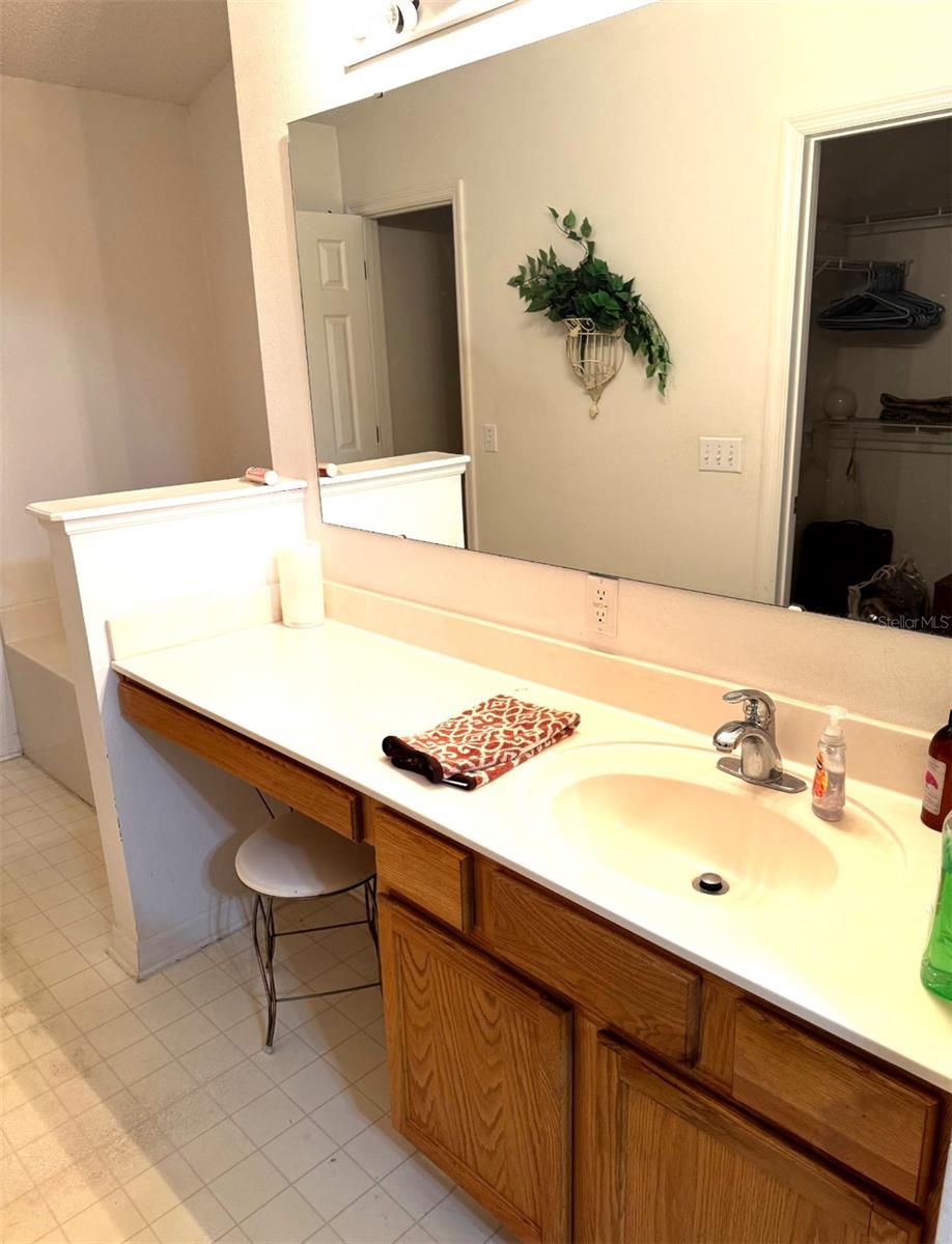 Image 13 of 15 For 122 Crown Colony Way