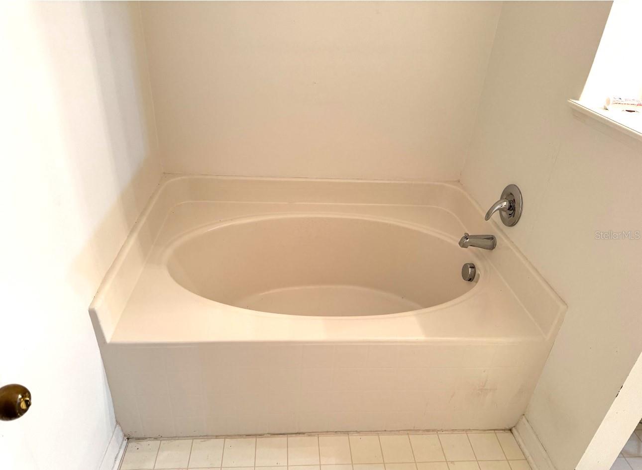 Image 15 of 15 For 122 Crown Colony Way