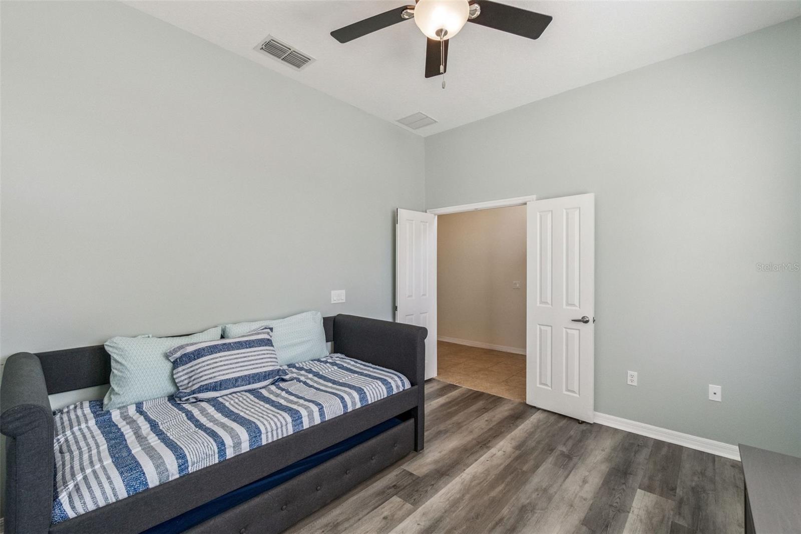 Image 7 of 52 For 3649 Bristol Cove Lane