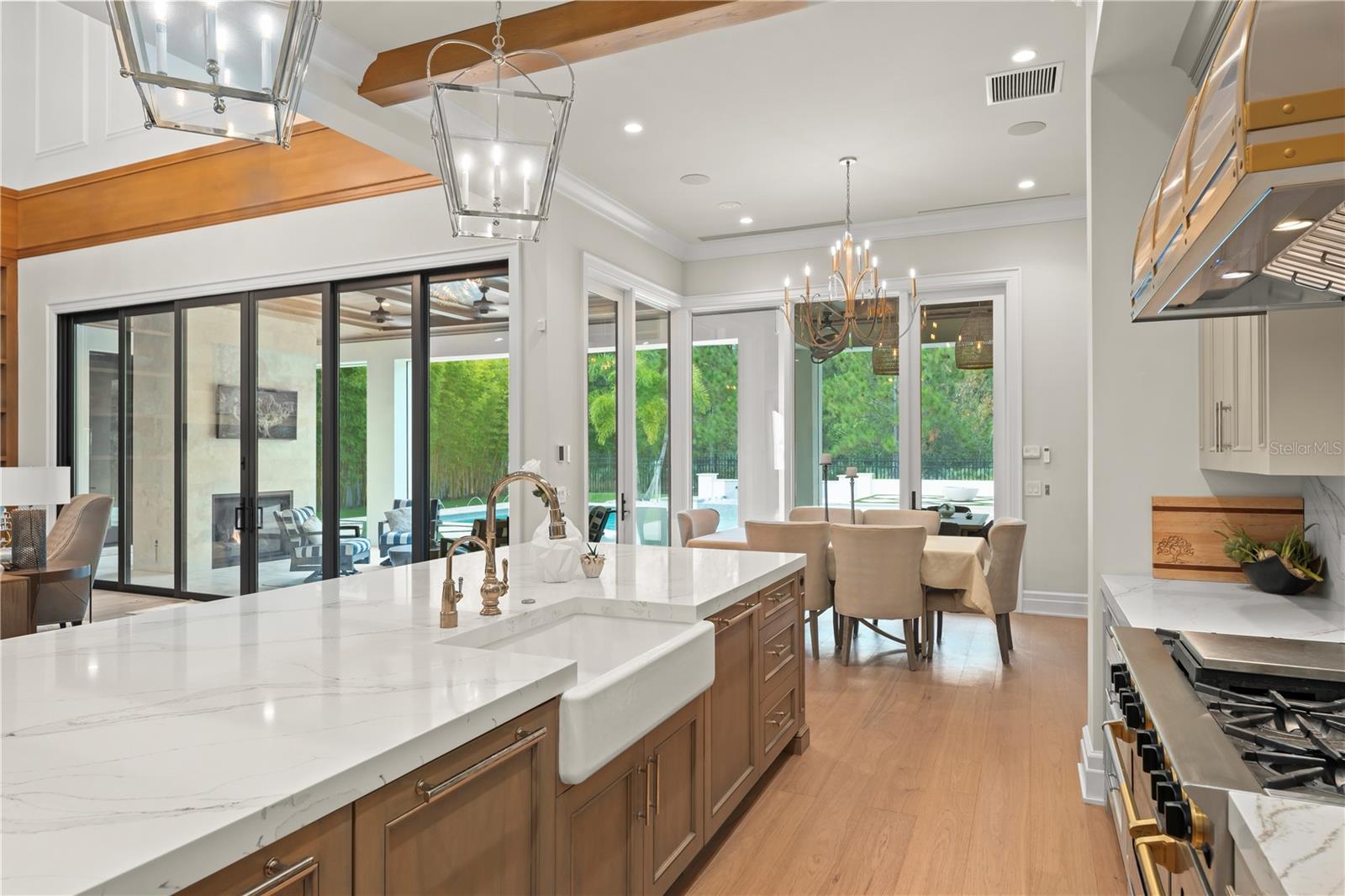 Image 15 of 47 For 10273 Summer Meadow Way