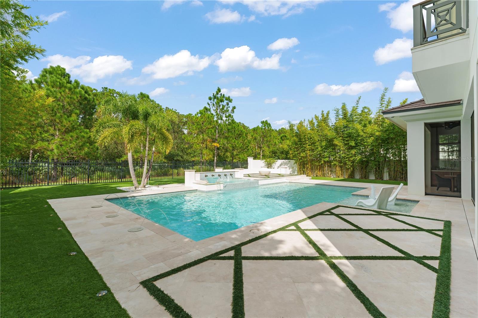 Image 18 of 47 For 10273 Summer Meadow Way