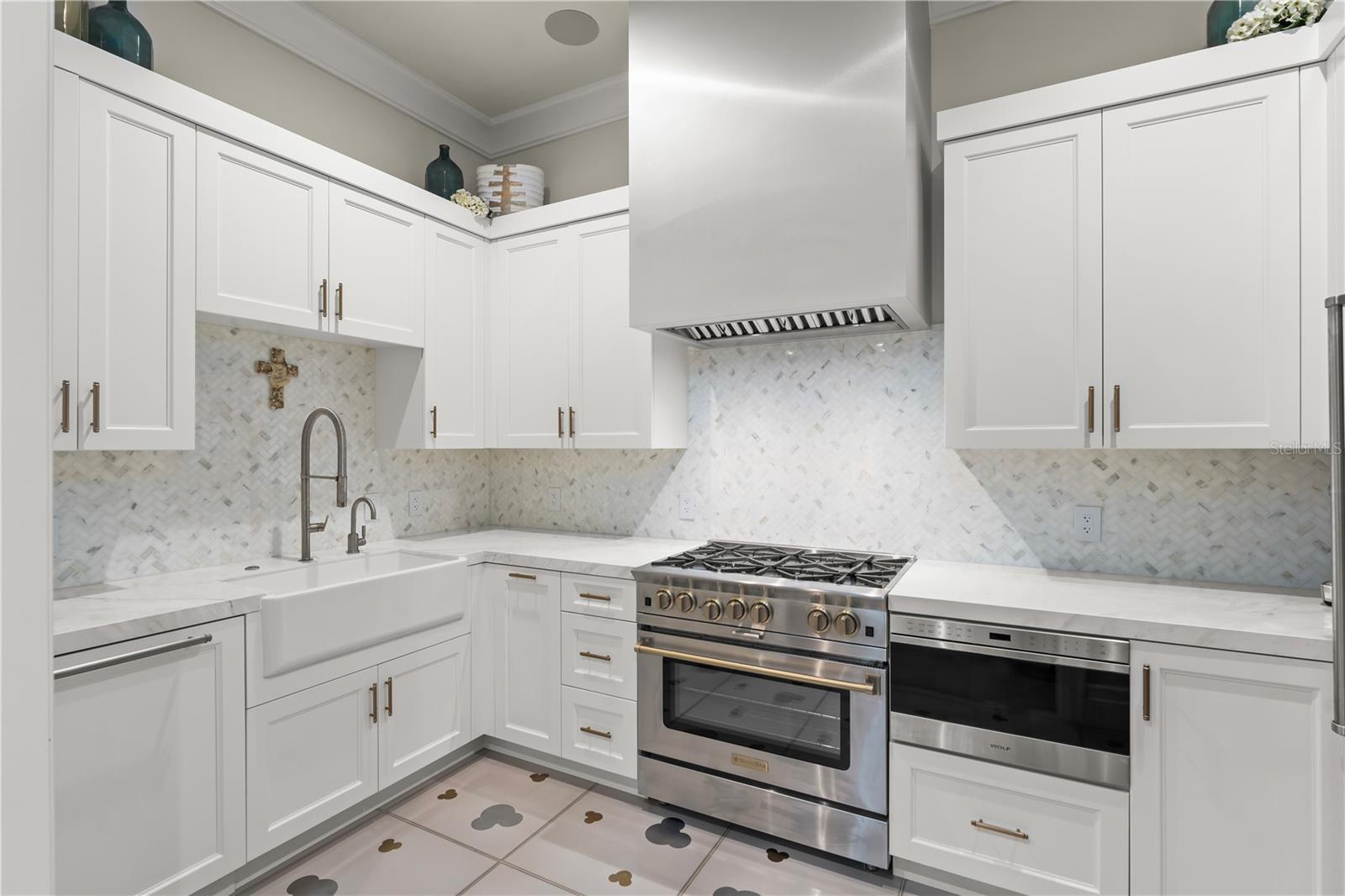 Image 20 of 47 For 10273 Summer Meadow Way
