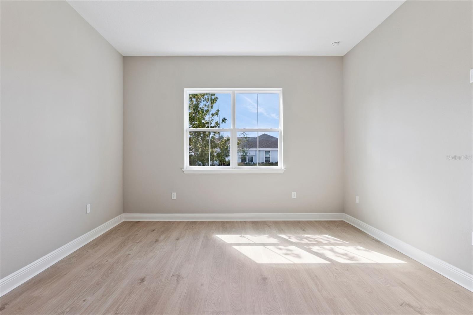 Image 14 of 29 For 6553 Rover Way