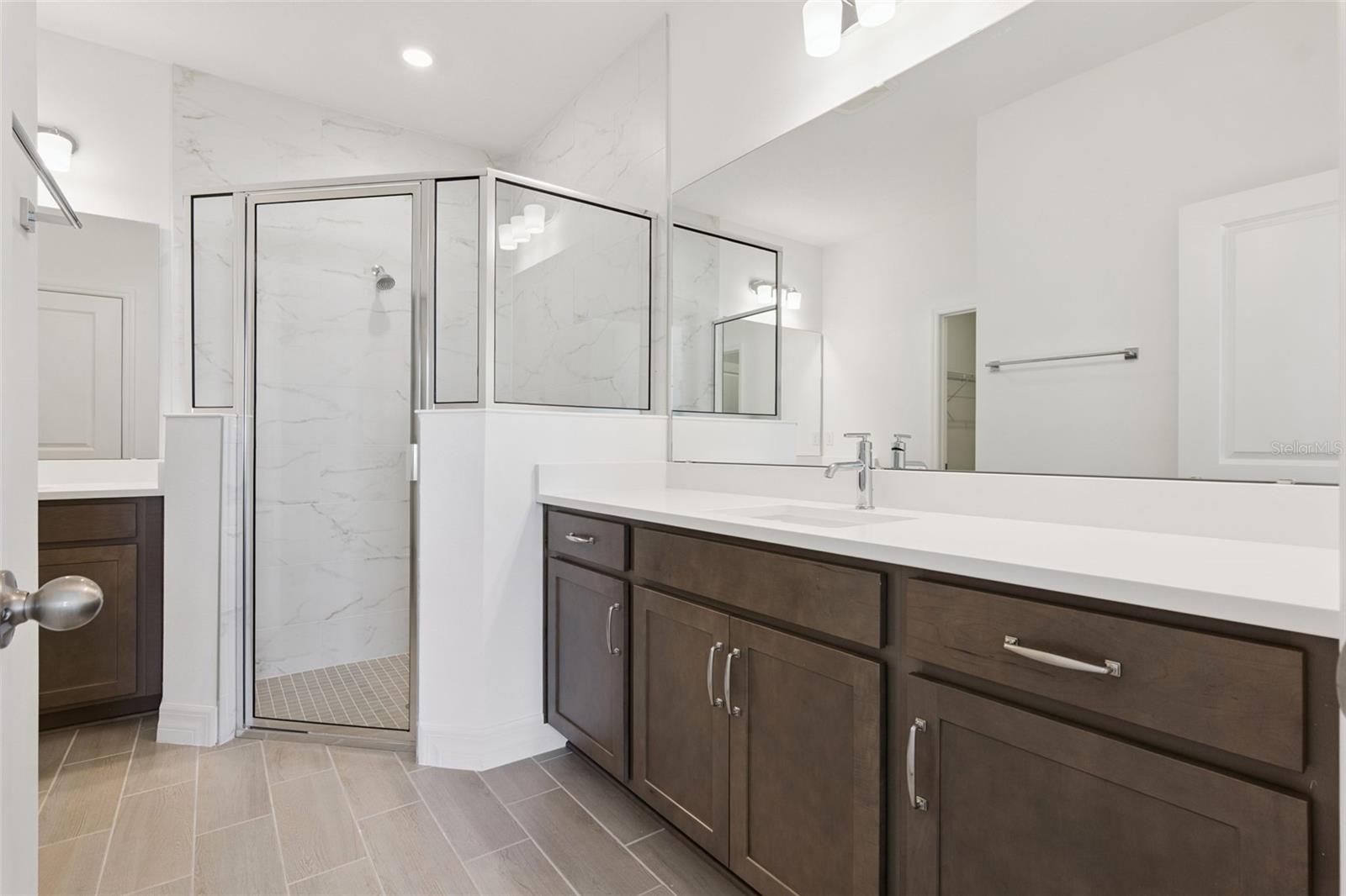 Image 18 of 27 For 5807 Wallis Lane