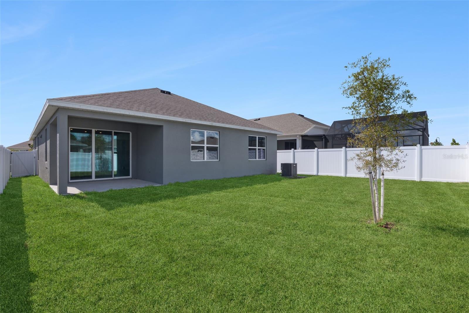 Image 4 of 27 For 5807 Wallis Lane