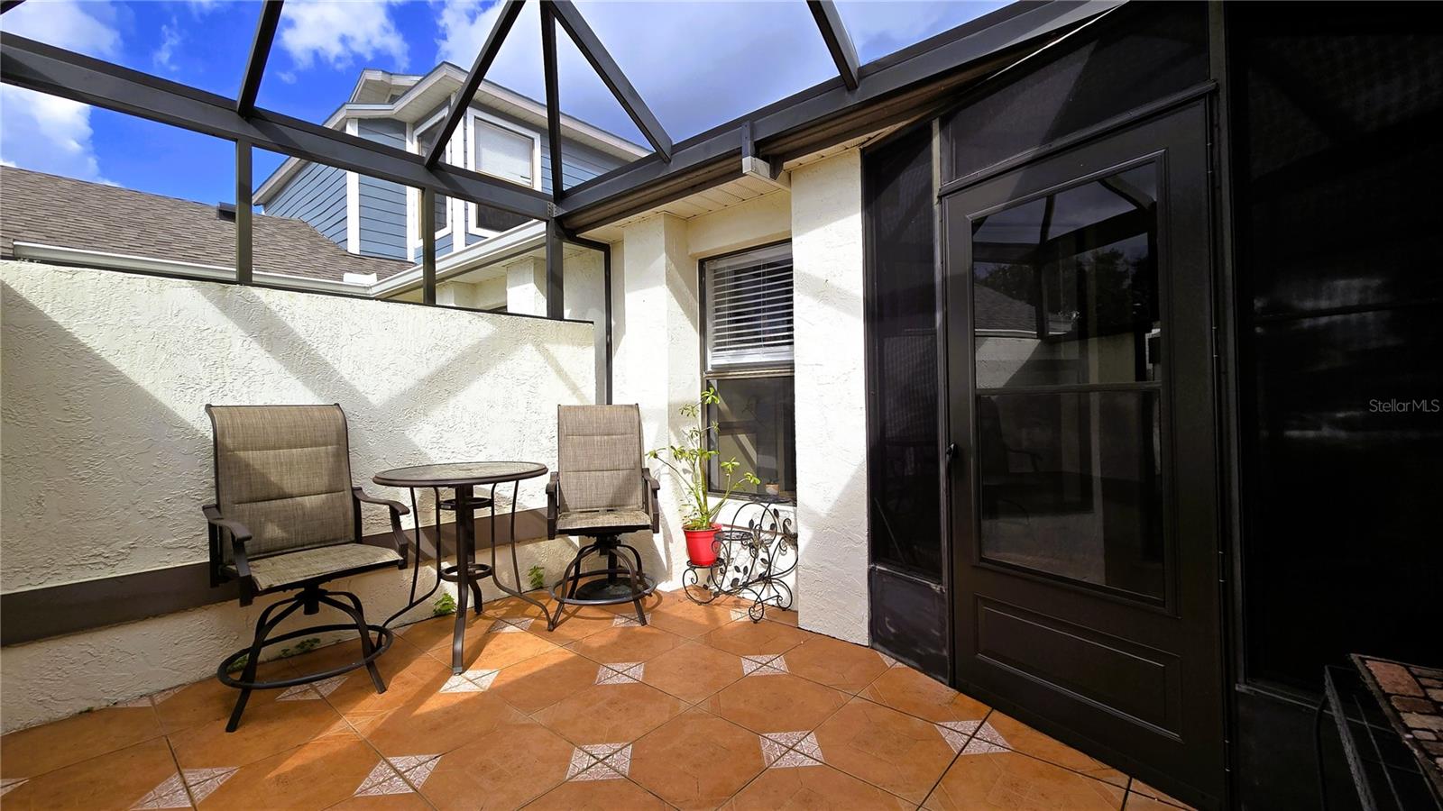 Image 10 of 49 For 149 Lakepointe Circle