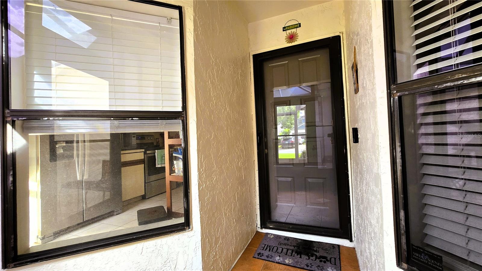 Image 12 of 49 For 149 Lakepointe Circle