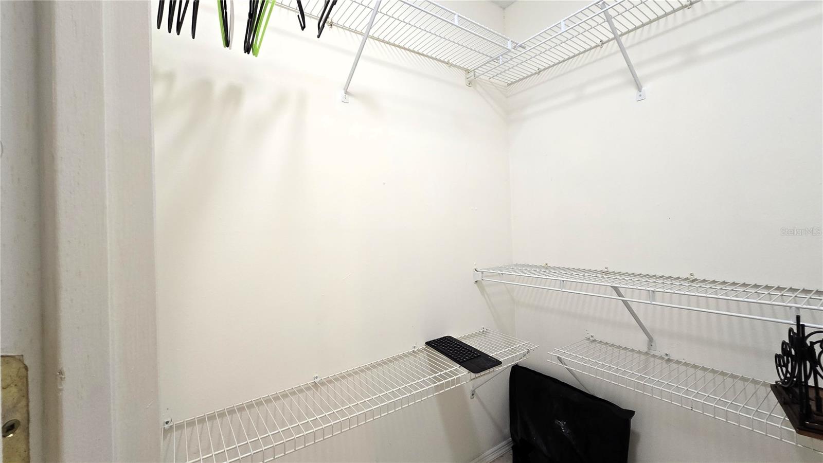 Image 29 of 49 For 149 Lakepointe Circle