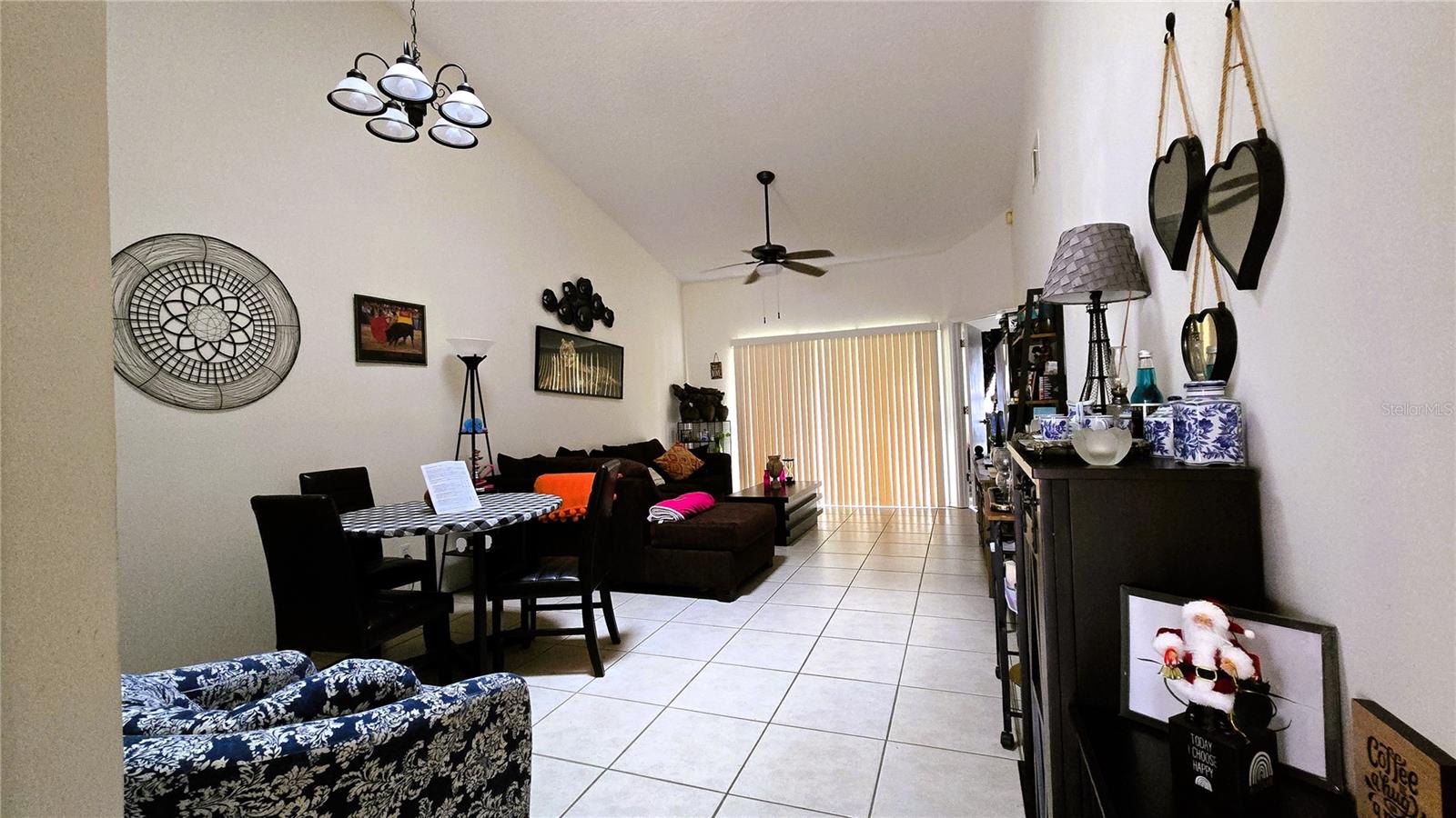 Image 30 of 49 For 149 Lakepointe Circle