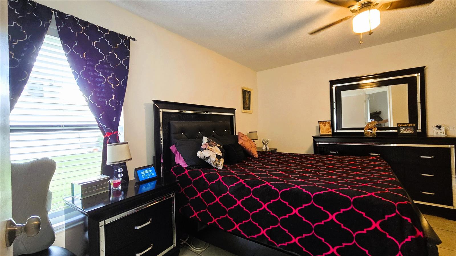 Image 37 of 49 For 149 Lakepointe Circle