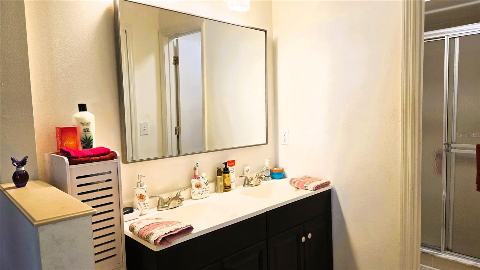 Image 42 of 49 For 149 Lakepointe Circle