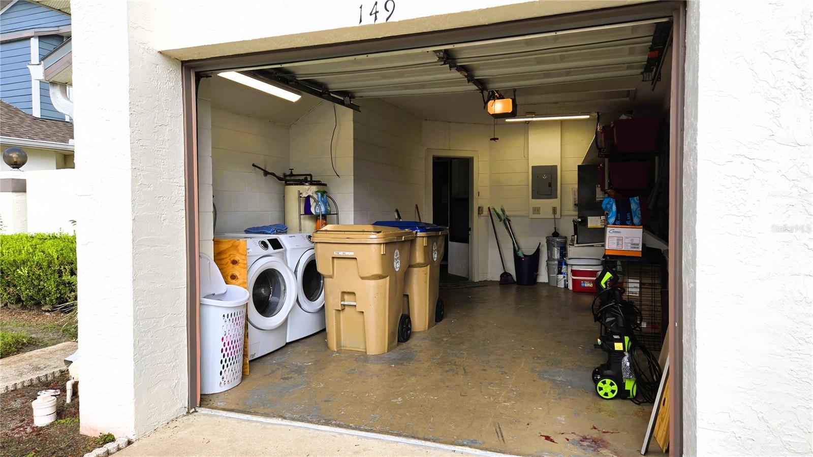 Image 6 of 49 For 149 Lakepointe Circle