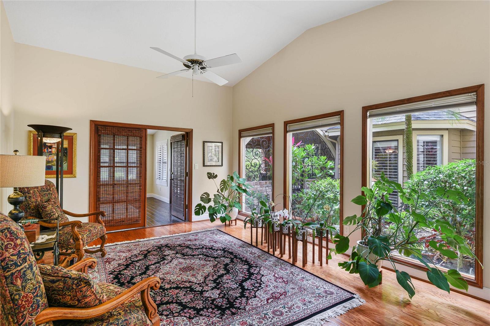 Image 21 of 51 For 1758 Markham Glen Circle