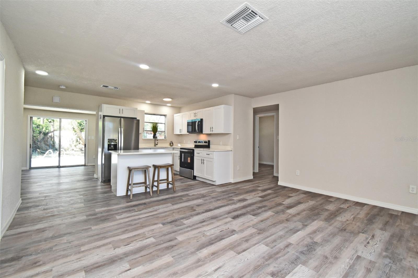 Image 7 of 44 For 1416 Atlanta Drive