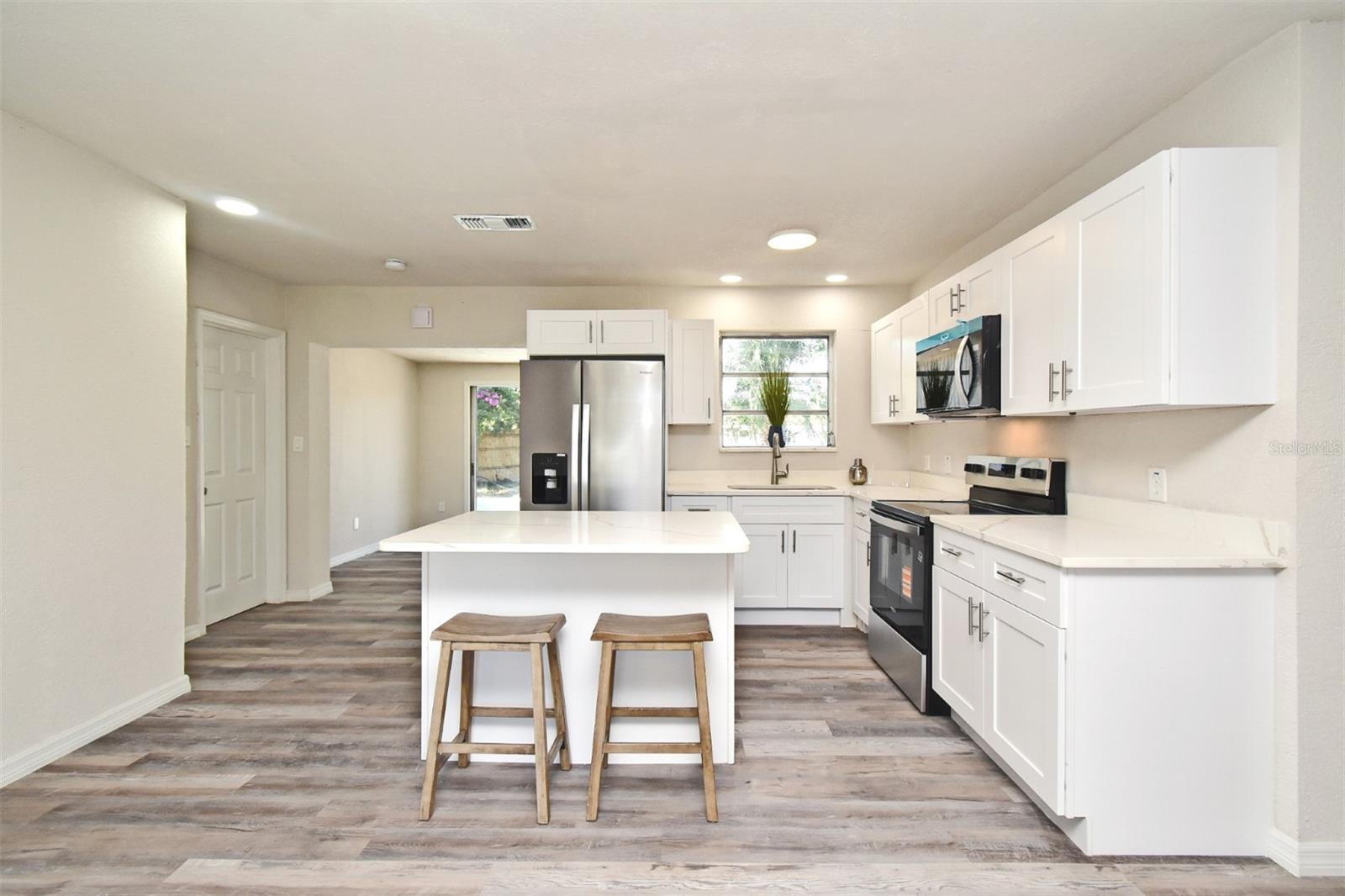 Image 8 of 44 For 1416 Atlanta Drive