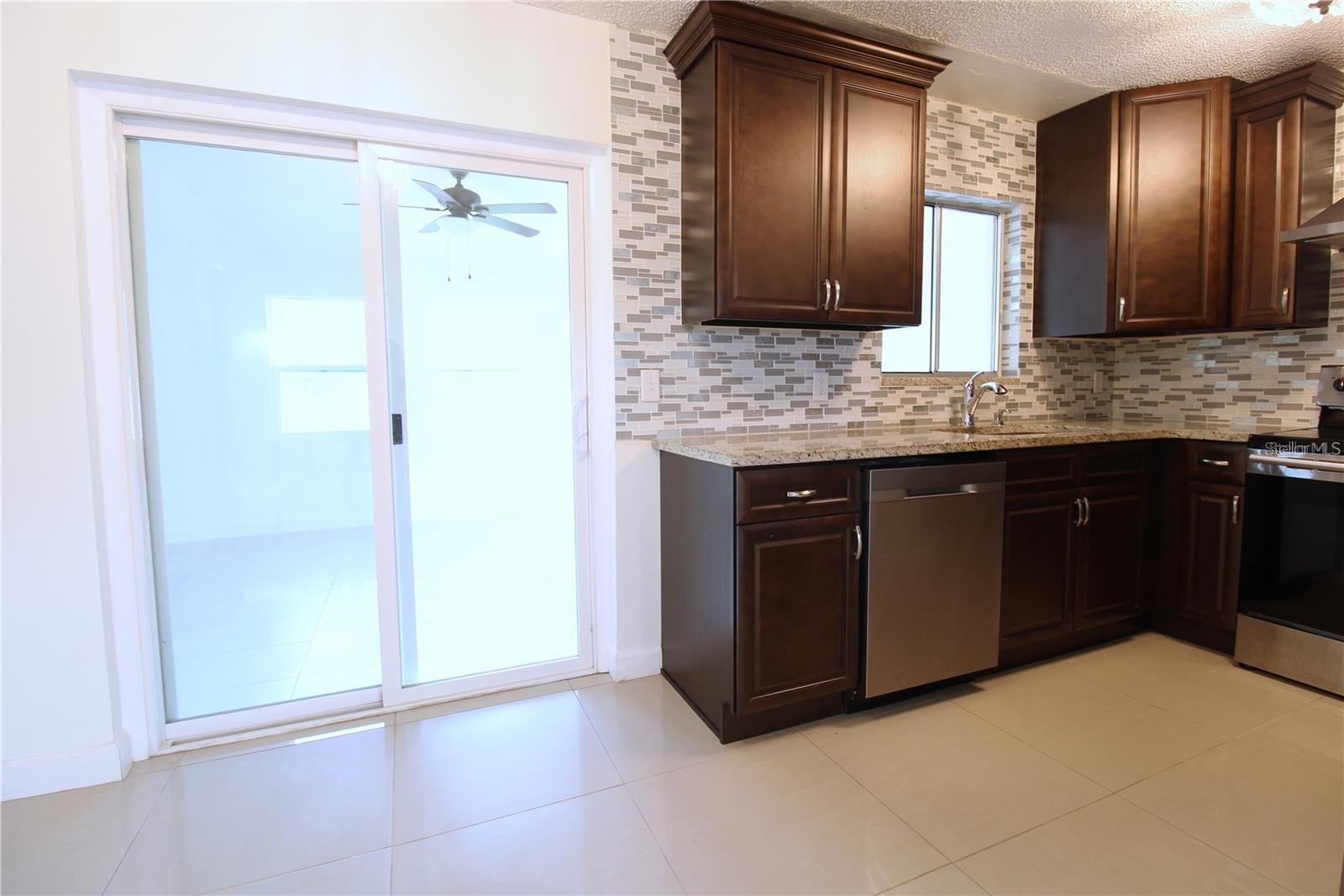 Image 11 of 30 For 2640 Collingswood Drive