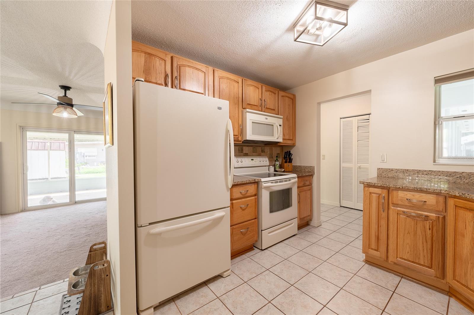 Image 15 of 52 For 6421 Stockbridge Avenue