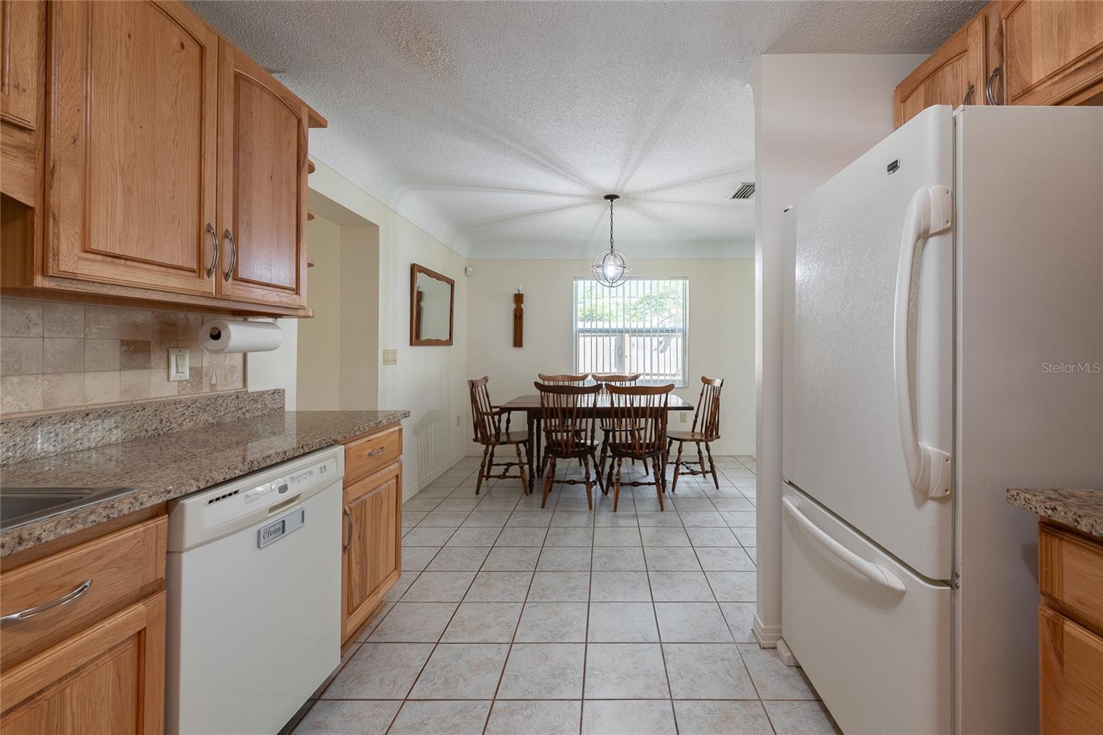 Image 16 of 52 For 6421 Stockbridge Avenue