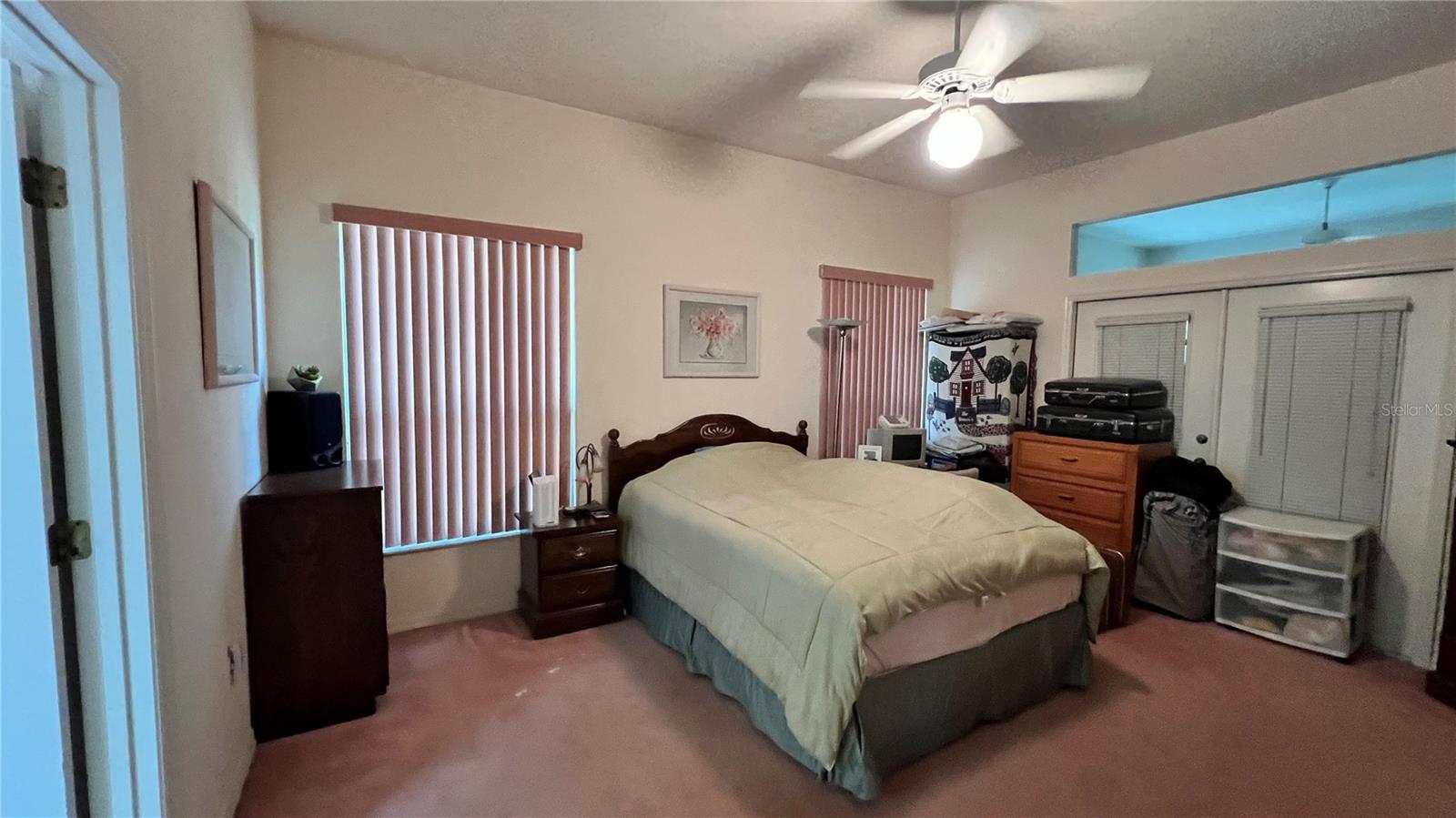 Listing photo id 8 for 4305 55th Way