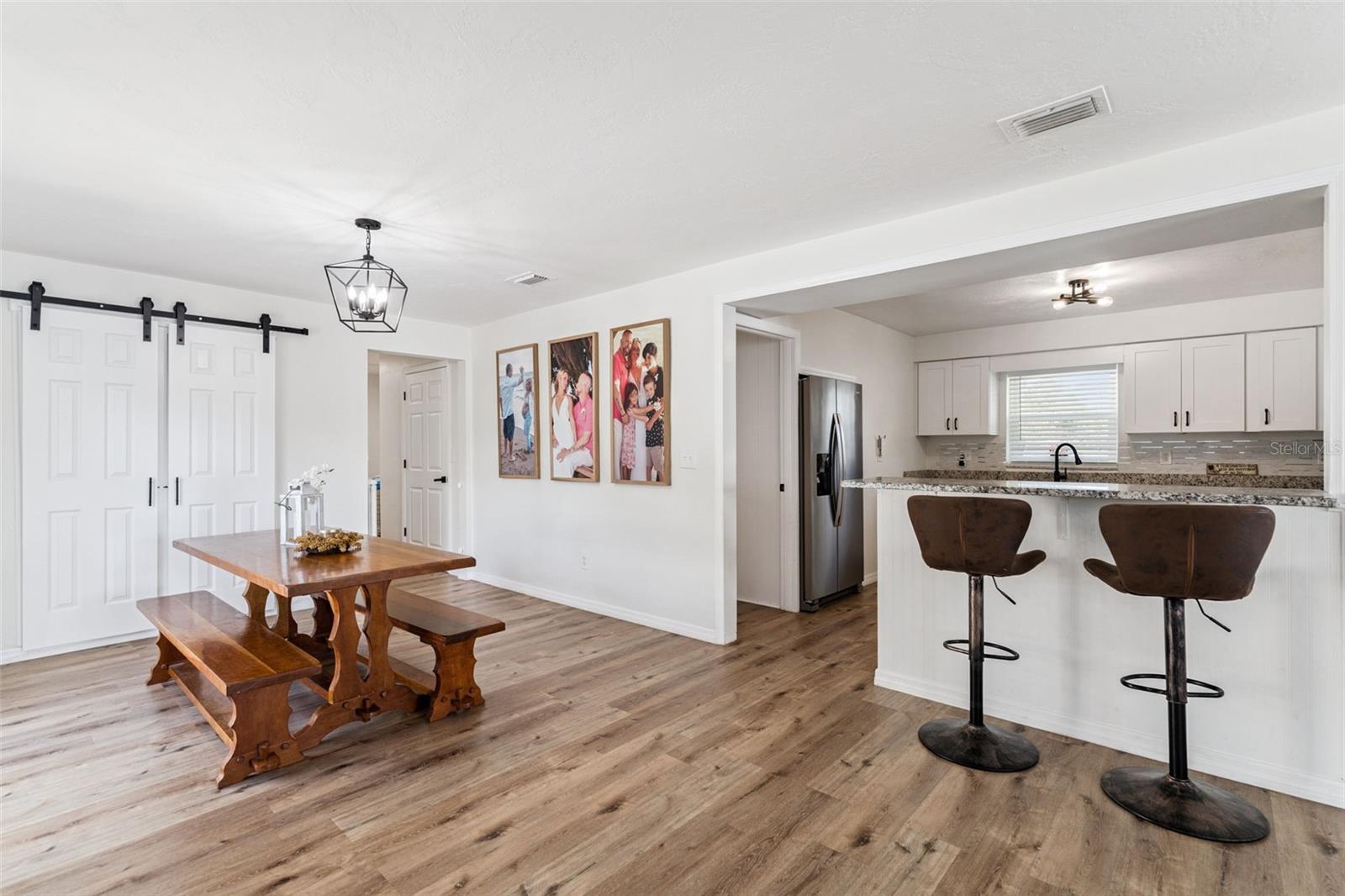 Image 10 of 47 For 1051 Eva Street