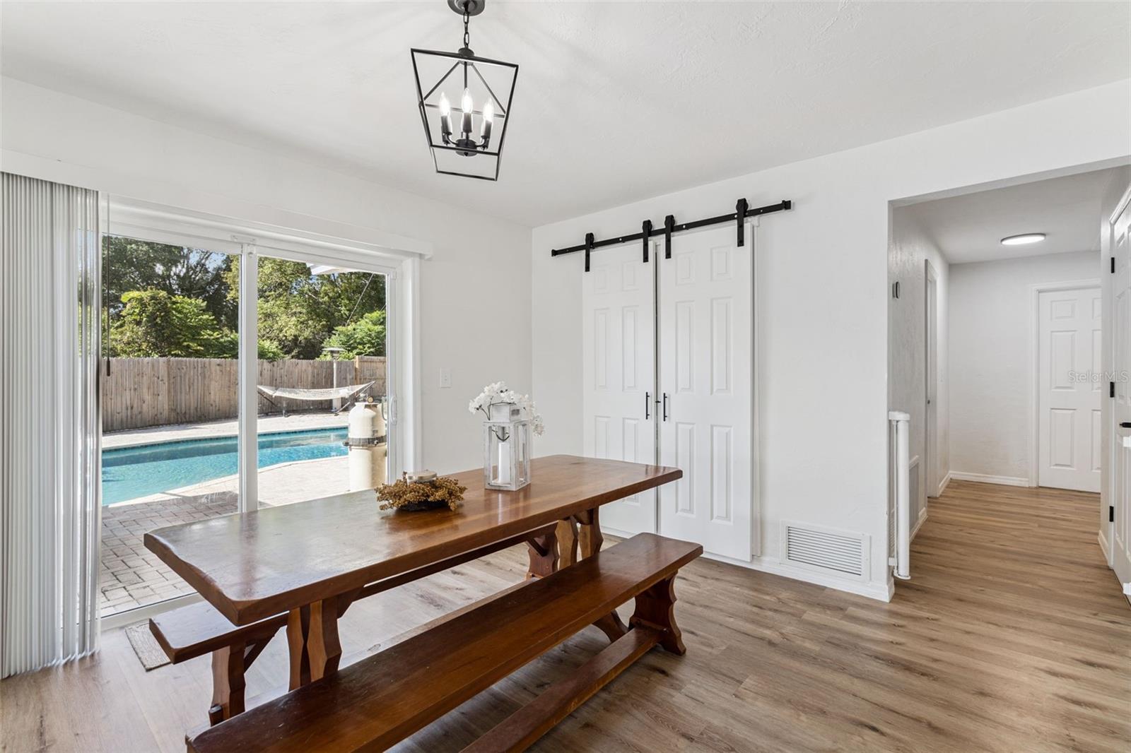 Image 15 of 47 For 1051 Eva Street