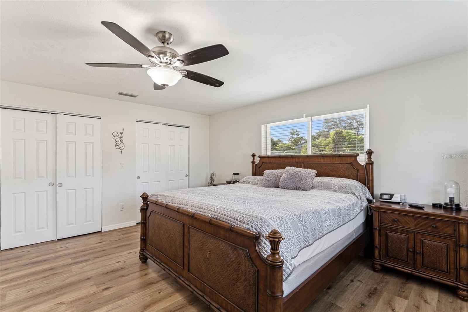 Image 19 of 47 For 1051 Eva Street