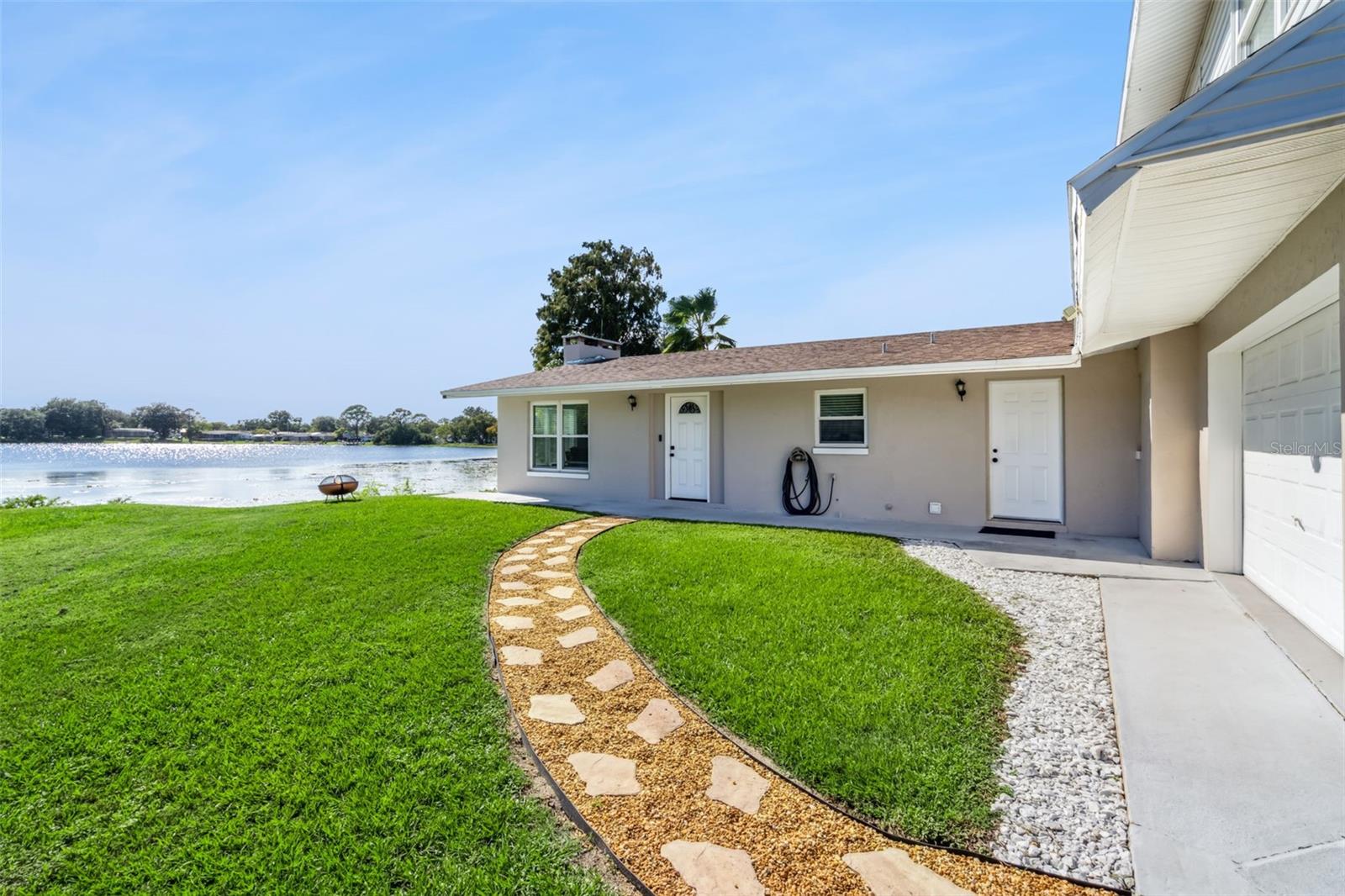 Image 2 of 47 For 1051 Eva Street