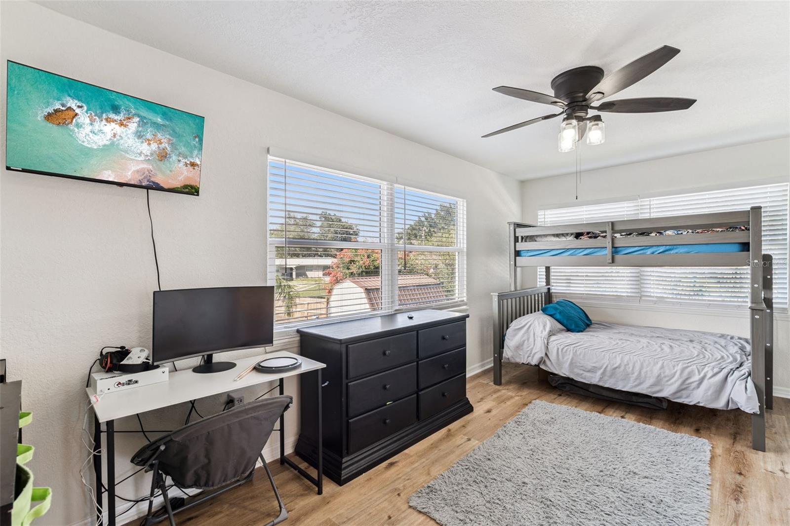 Image 29 of 47 For 1051 Eva Street