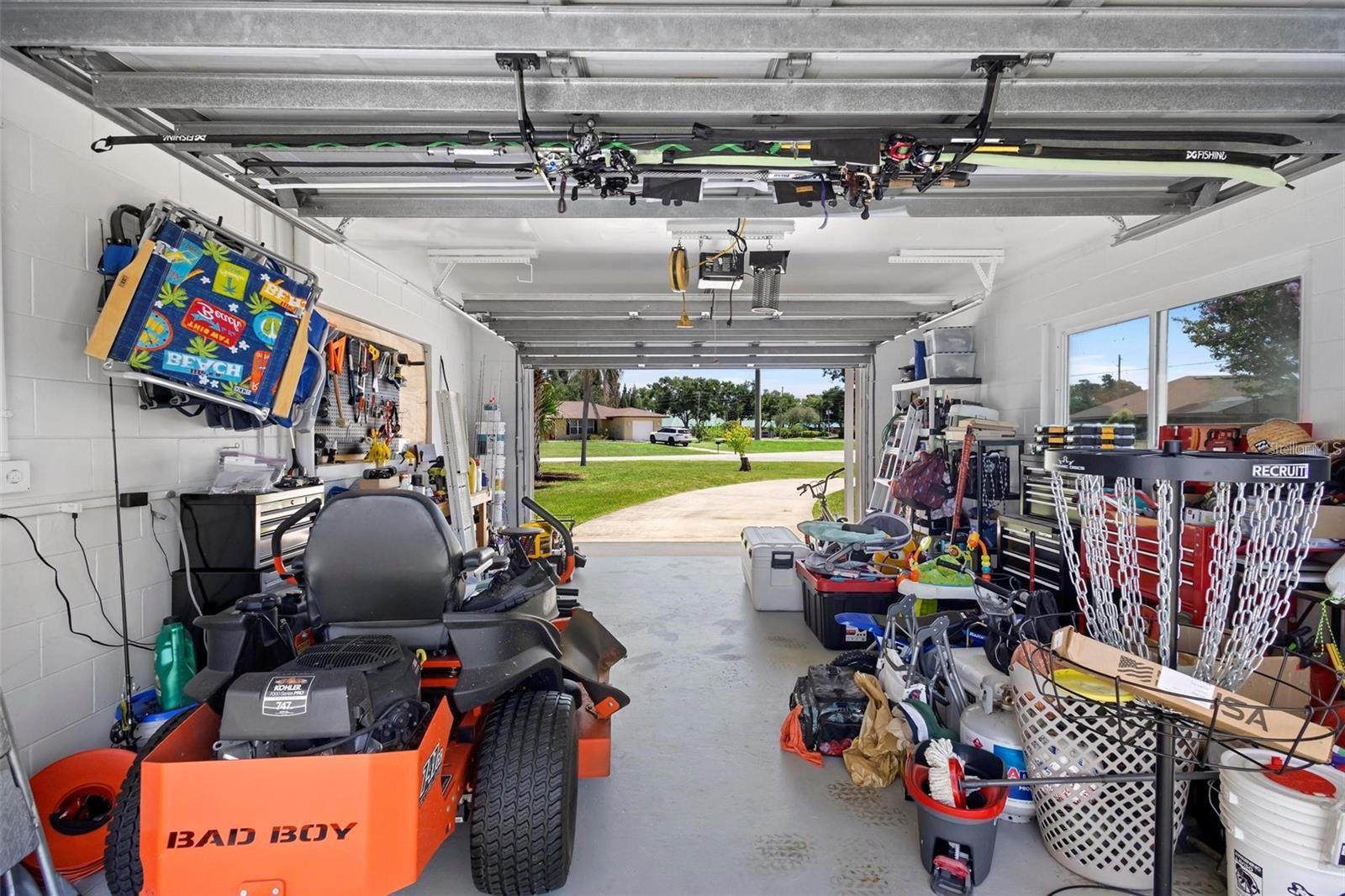 Image 48 of 50 For 1051 Eva Street