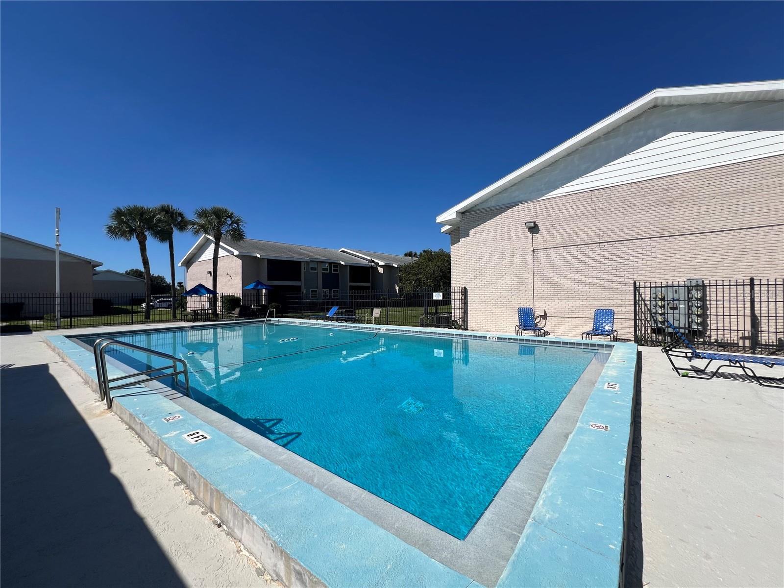 Image 20 of 23 For 851 Sky Lake Circle D