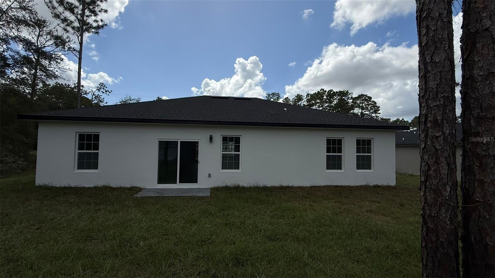 Listing photo id 24 for 2433 Andromedae Drive