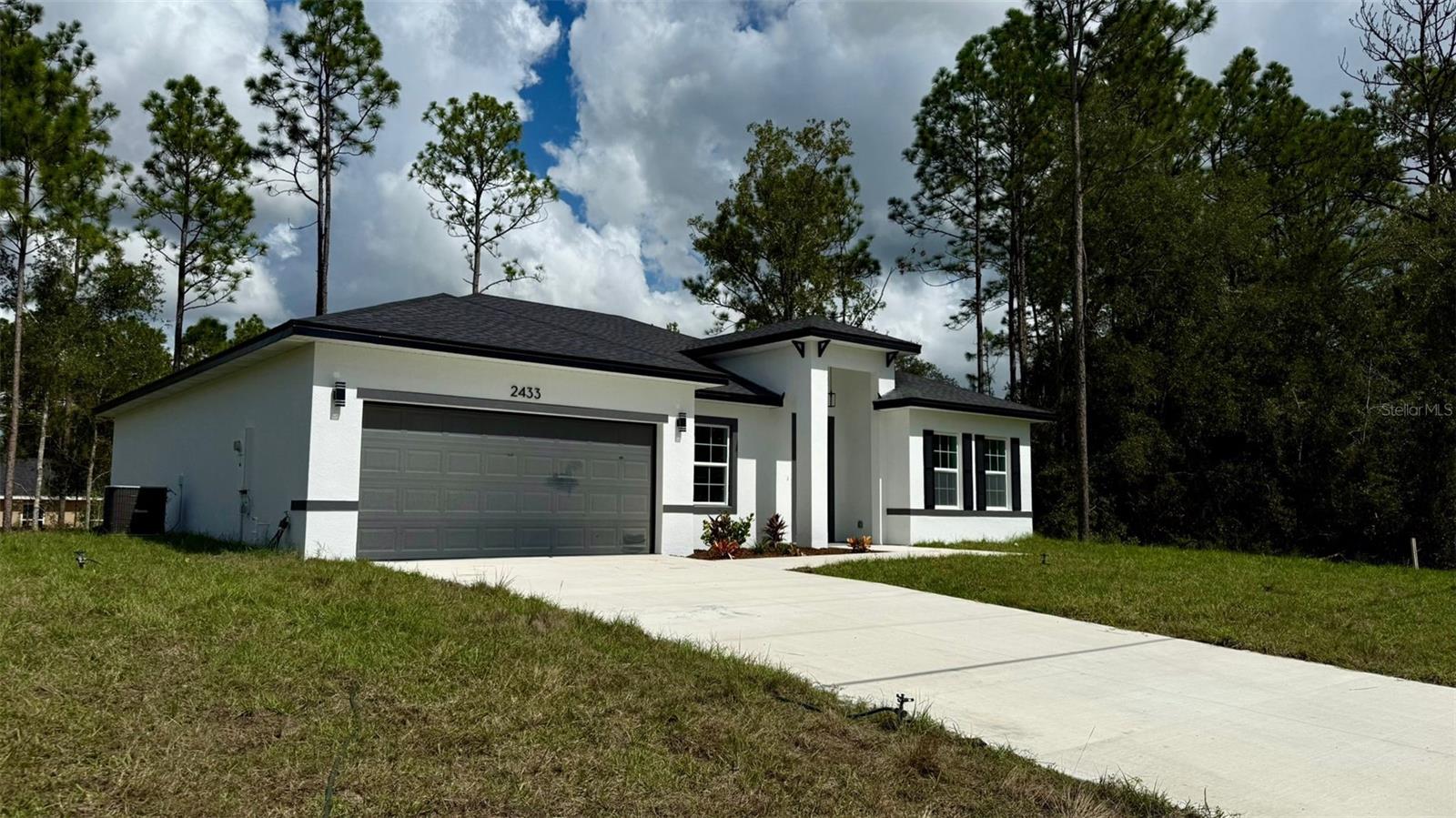 Listing photo id 1 for 2433 Andromedae Drive