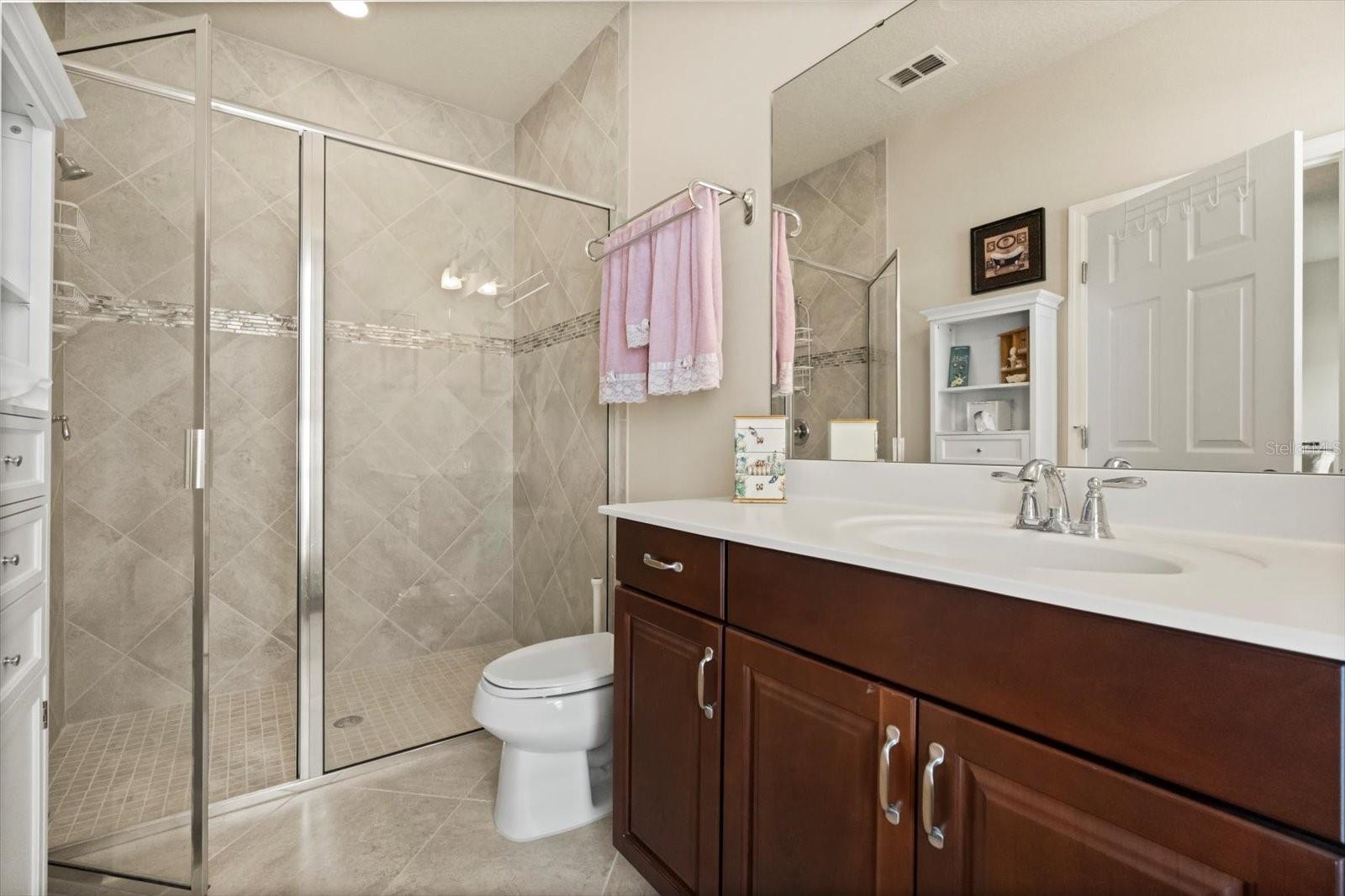 Image 10 of 65 For 2534 Fontaine Drive
