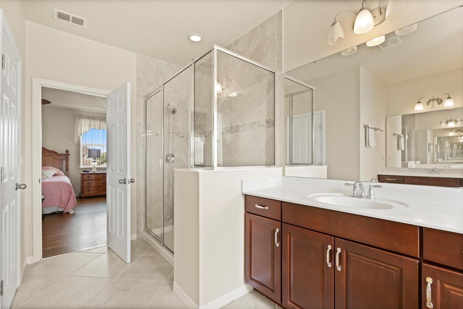 Image 21 of 65 For 2534 Fontaine Drive