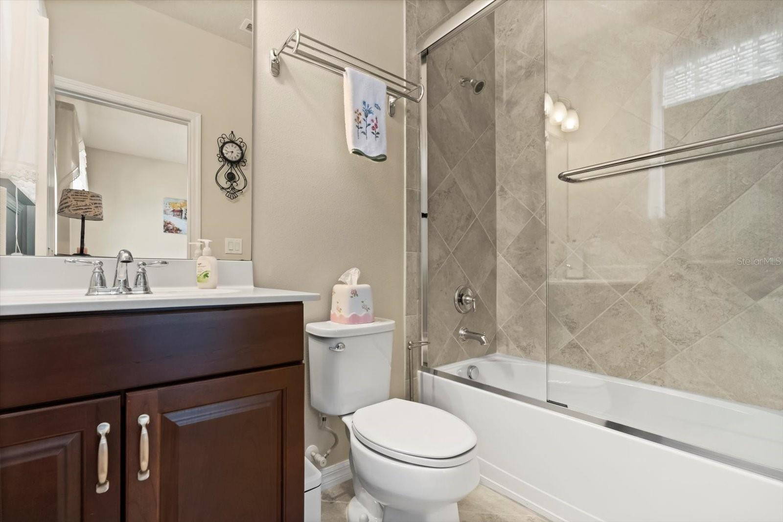 Image 26 of 65 For 2534 Fontaine Drive