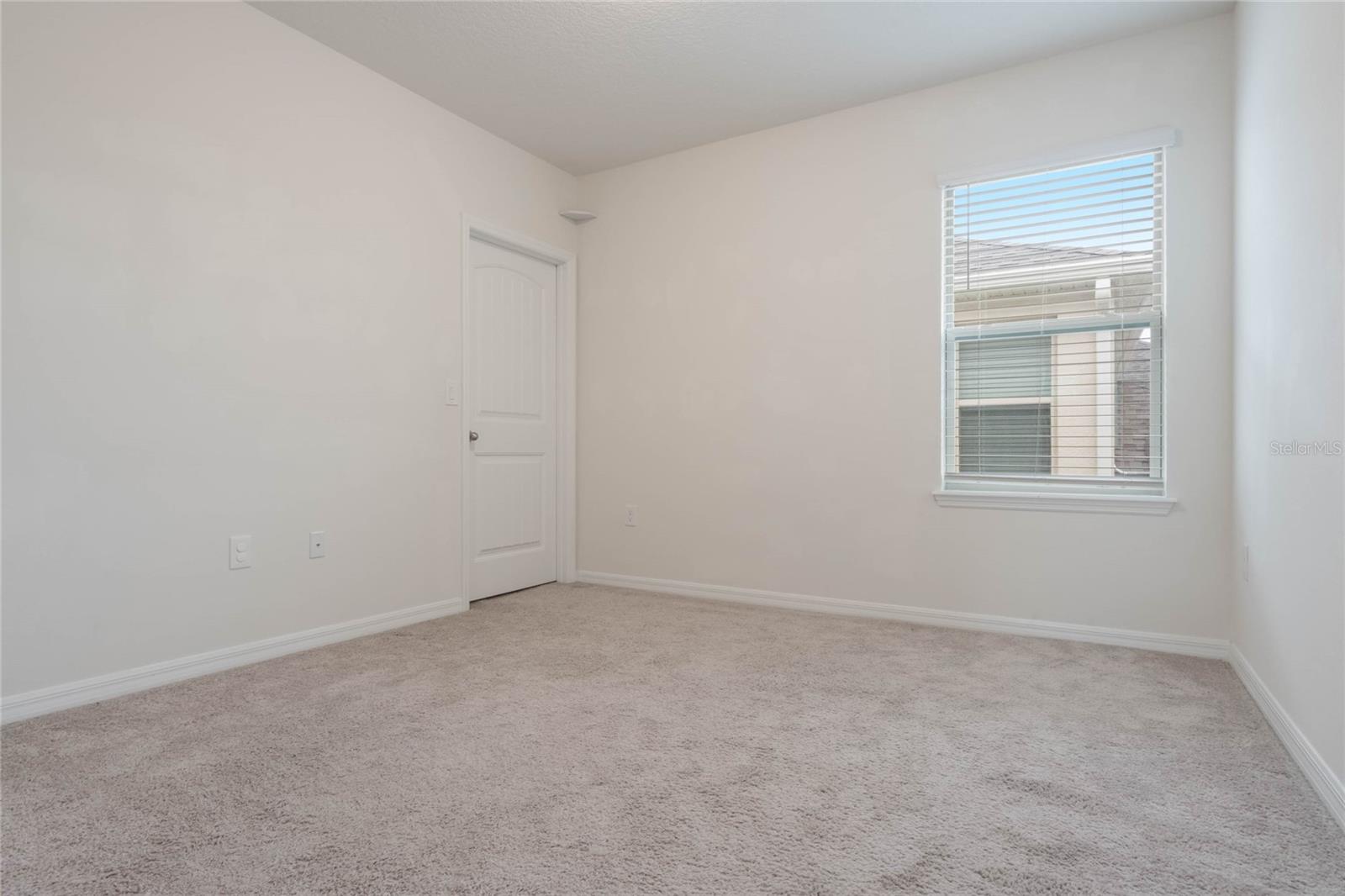 Image 18 of 36 For 16472 Angel Fish Road