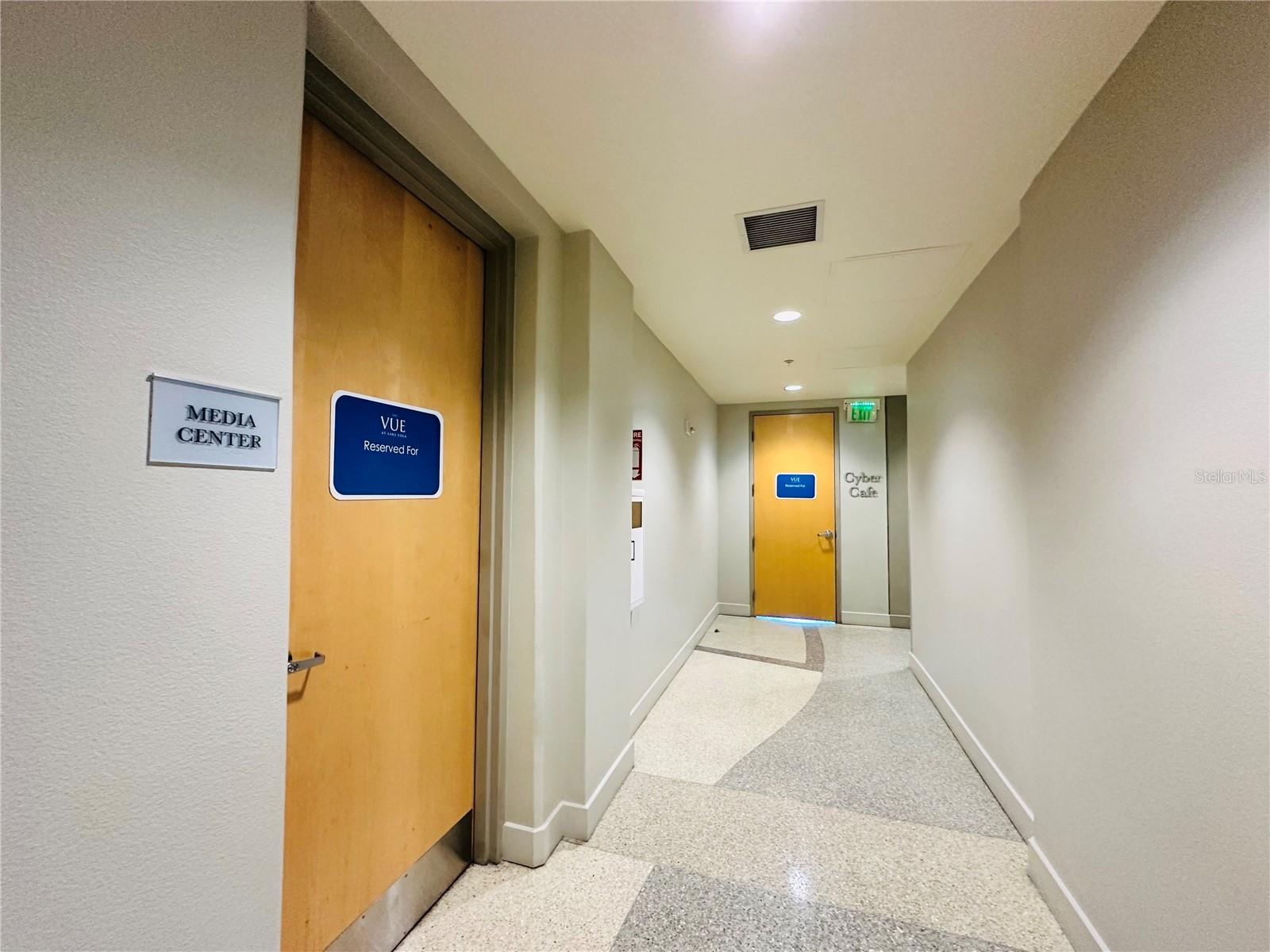 Image 13 of 74 For 150 Robinson Street 2102