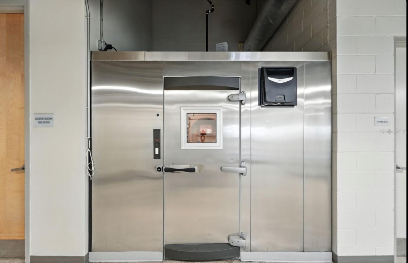 Image 16 of 74 For 150 Robinson Street 2102