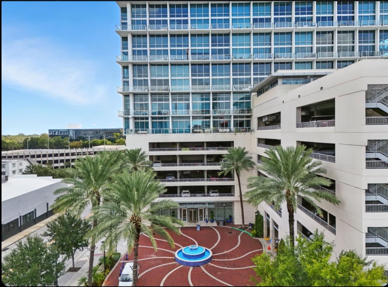 Image 3 of 74 For 150 Robinson Street 2102