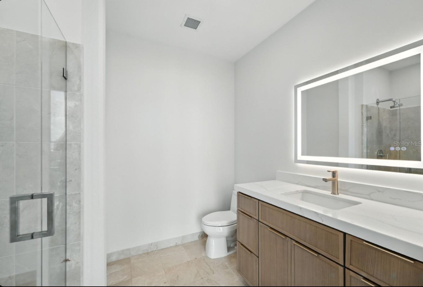 Image 43 of 74 For 150 Robinson Street 2102