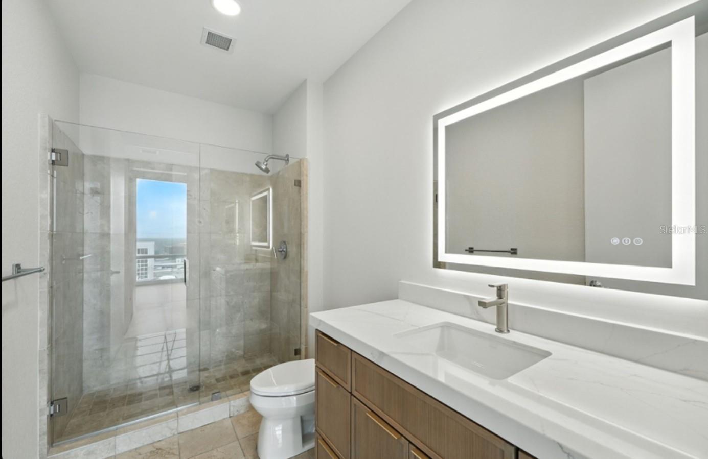 Image 47 of 74 For 150 Robinson Street 2102