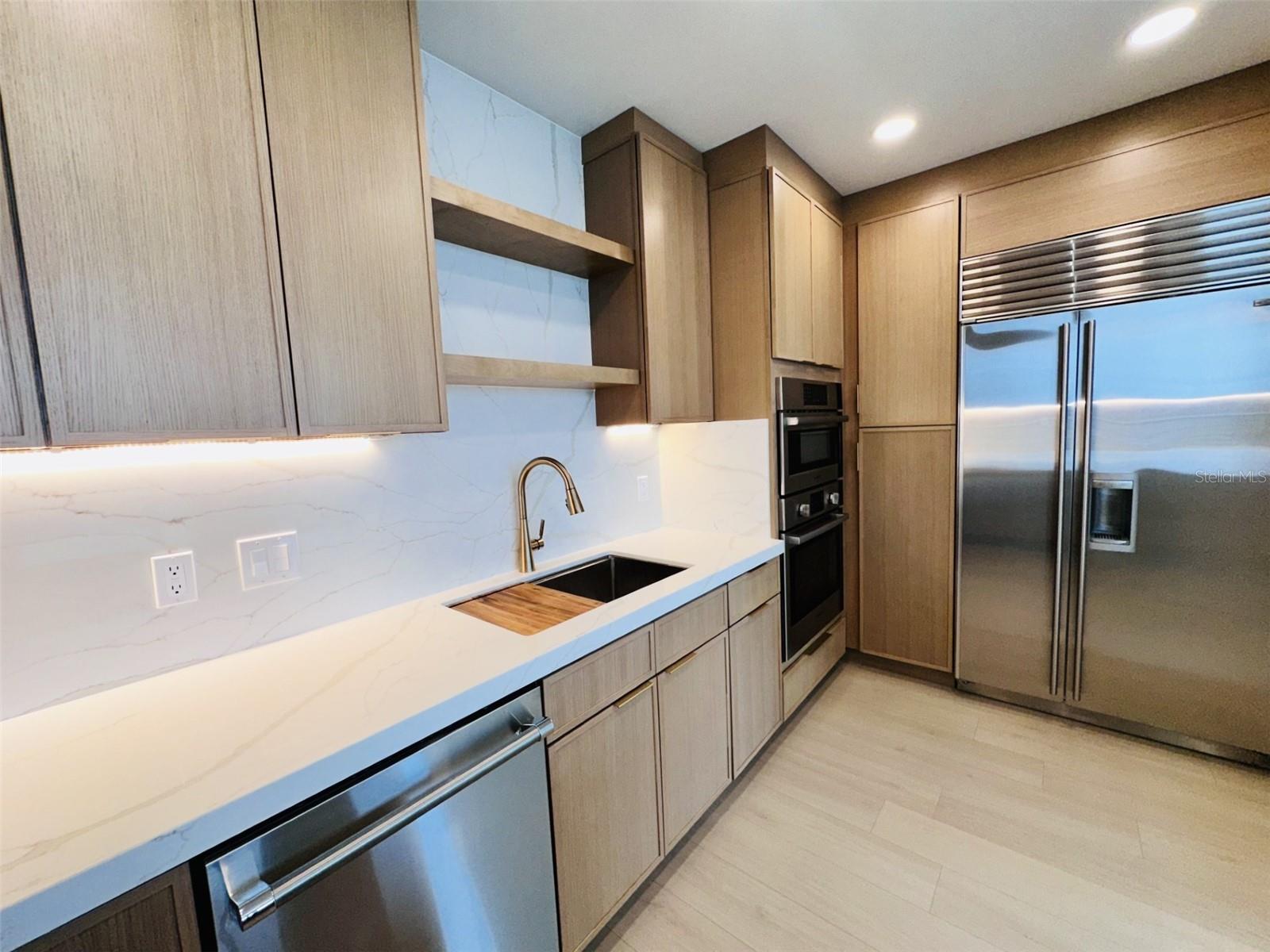 Image 64 of 74 For 150 Robinson Street 2102